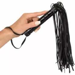Bad Kitty Flogger - Zwart -Lingerie Setjes Verkoopwinkel bad kitty flogger zwart hand