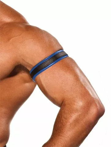 Colt Biceps Band - Zwart / Blauw 1 Colt Biceps Band - Zwart / Blauw