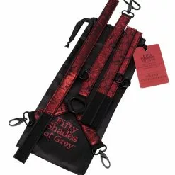 Fifty Shades Of Grey Sweet Anticipation Collar & Polsboeien - Rood (OP=OP) 8 Fifty Shades Of Grey Sweet Anticipation Collar & Polsboeien - Rood (OP=OP) -Lingerie Setjes Verkoopwinkel fifty shades of grey red 2