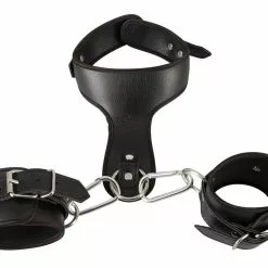 Fetish Collection Halsband Met Handboeien Van Kunstleer -Lingerie Setjes Verkoopwinkel halsband met handboeien van kunstleer los