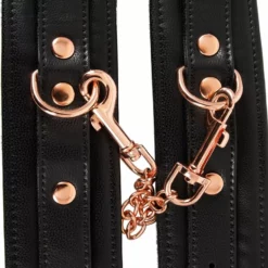 Luxe Handboeien Bad Kitty - Zwart 11 Luxe Handboeien Bad Kitty - Zwart -Lingerie Setjes Verkoopwinkel luxe handboeien bad kitty zwart voor