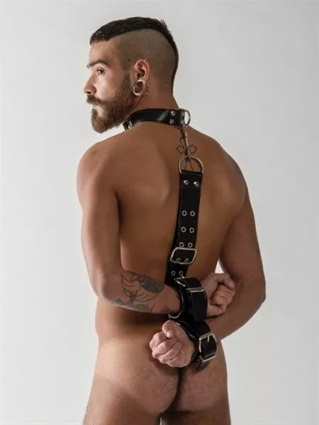 Mister B Leren Slaven Halsband Met Handboeien 1 Mister B Leren Slaven Halsband Met Handboeien