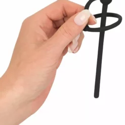 You2Toys Penisplug Piss Play Met Eikelring 8 You2Toys Penisplug Piss Play Met Eikelring -Lingerie Setjes Verkoopwinkel penisplug piss play met eikelring in hand