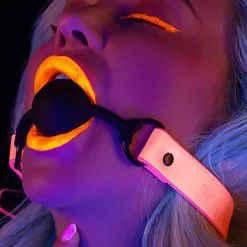 Taboom Glow In The Dark Ballgag -Lingerie Setjes Verkoopwinkel taboom glow in the dark ballgag 3