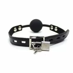 Toyz4lovers Zwarte Ballgag Met Kunstleren Bandje -Lingerie Setjes Verkoopwinkel zwarte ballgag met kunstleren bandje dicht